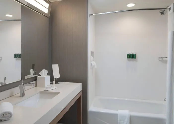 Courtyard By Marriott South Hotel 3*