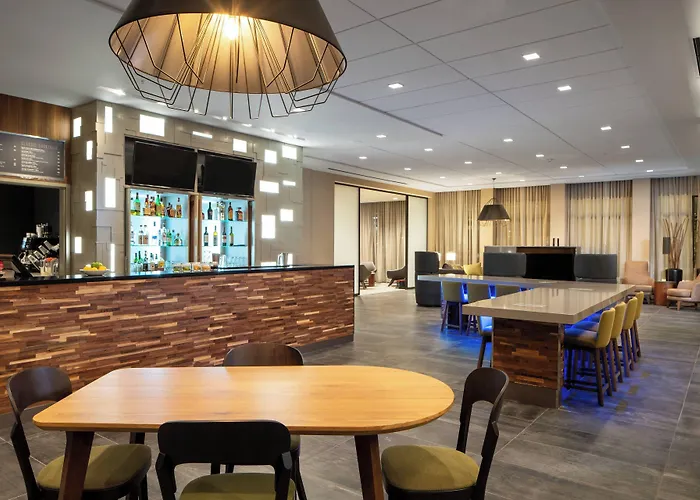 Courtyard By Marriott South