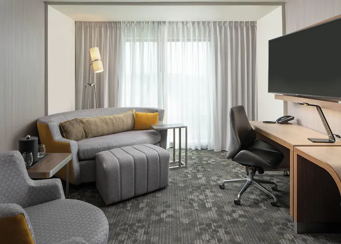 Courtyard By Marriott South Lafayette